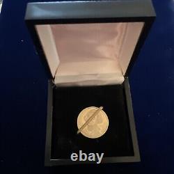 1776-1976 George Washington. Boîte et certificat de pièce commémorative en or fin de 500.