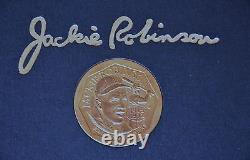 1997 Jackie Robinson 50 Anniversaire Gold-tone Coin & Patch Set
