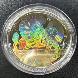 2002 Pièce d'or holographique Canada de 150 $ pour l'année du cheval lunaire avec son emballage d'origine. 2855 onces troy.