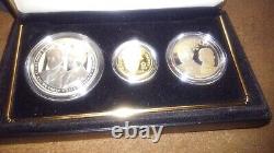 2013 W $5G, P S$1, & S Clad 50C US Mint 5-Star Generals Comm. 3-coin Proof Set <br/>  	<br/>	2013 W $5G, P S$1, & S Clad 50C US Mint 5-Star Generals Commémorative 3-coin Proof Set