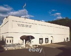 Boîte de pièces de monnaie de 5 dollars en or non circulées du Temple de la renommée nationale du baseball de 2014 avec certificat d'authenticité B32.