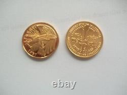Ensemble de 4 pièces de monnaie de la Constitution de 1987, en or et en argent, à la fois épreuve et non circulée, dans une boîte/COA.