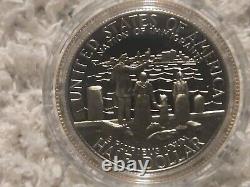 Ensemble de pièces Liberty des États-Unis de 1986 - Pièce en or de 5 $, pièce en argent de 1 $ et pièce en argent de 0,5 $ avec certificat d'authenticité et boîte