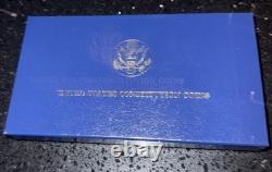 Ensemble de pièces de la Constitution de la Monnaie des États-Unis de 1987, pièce en dollar en argent et pièce de cinq dollars en or, certificat d'authenticité.
