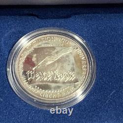Ensemble de pièces de preuve de la Constitution de la Monnaie des États-Unis de 1987 ? Argent $ et Or cinq $ avec certificat d'authenticité.