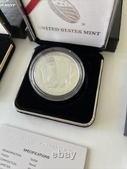 Ensemble de pièces de preuve en or et en argent de la US Mint 2021 pour les forces de l'ordre nationales avec boîte et certificat d'authenticité