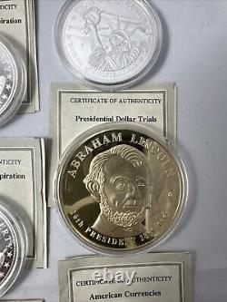 Lot mixte commémoratif de 12 pièces de la Monnaie américaine