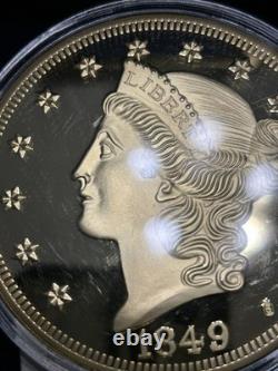 Médaille commémorative dorée à l'or 24K de la Monnaie américaine avec boîte de collection