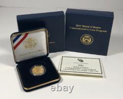 Médaille d'honneur 2011. Or de 5 $. Non circulé. Avec OGP. Parfait.
