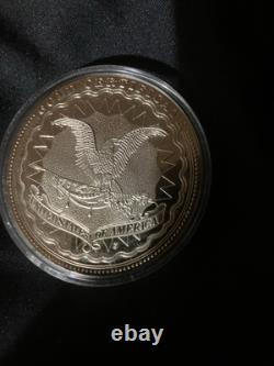Pièce commémorative de cinq cents dollars d'Abraham Lincoln en or 24 carats avec certificat d'authenticité