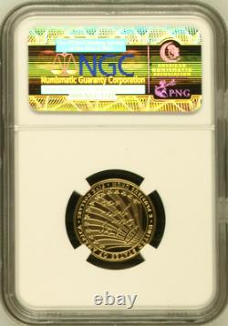 Pièce commémorative de la bannière étoilée en or de 5 dollars de 2012, NGC PF70 UCAM.