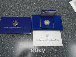 Pièce d'or commémorative de 5 dollars de la Constitution américaine de 1987 avec boîte d'origine