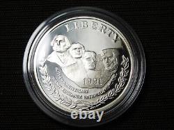 US Mint 1991 Mt Rushmore Anniversary 3 Coin $5 West Pt Gold & Silver Proof Set<br/>	 <br/>	La Monnaie des États-Unis 1991 Mt Rushmore Anniversaire Ensemble de preuve en or et en argent de 3 pièces de $5 West Pt
